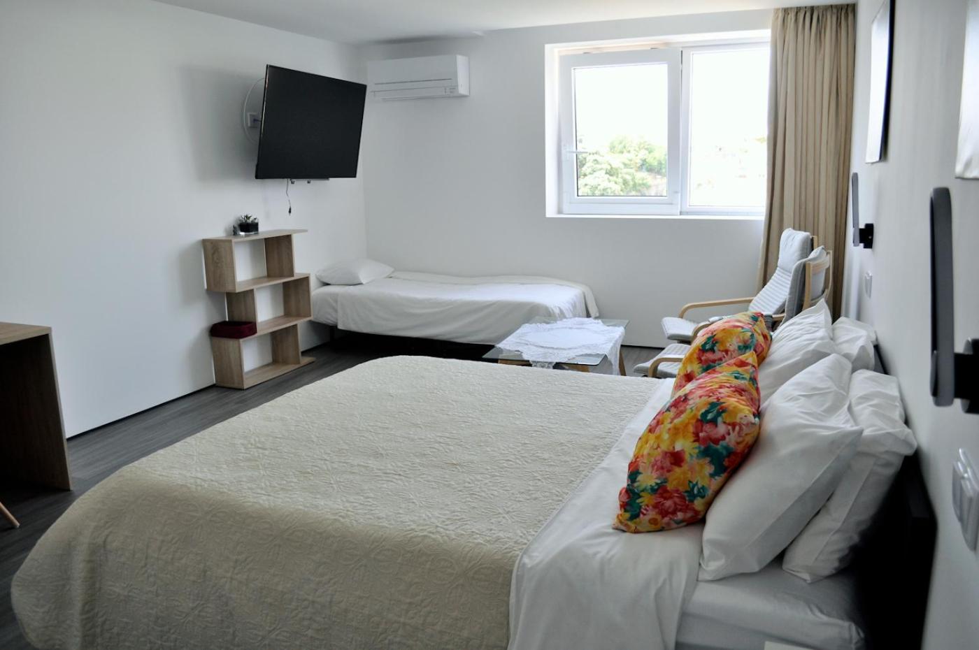Spacious Seaside Apartment A - Faraway Лагоа Екстериор снимка